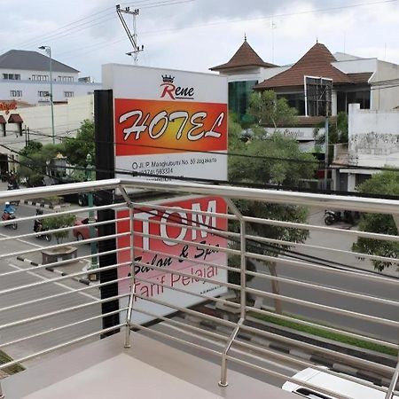 Rene Hotel Yogyakarta Bagian luar foto