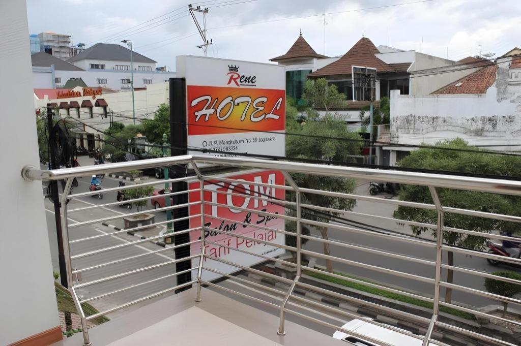 Rene Hotel Yogyakarta Bagian luar foto