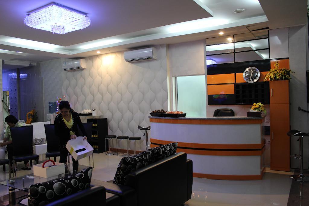 Rene Hotel Yogyakarta Bagian luar foto