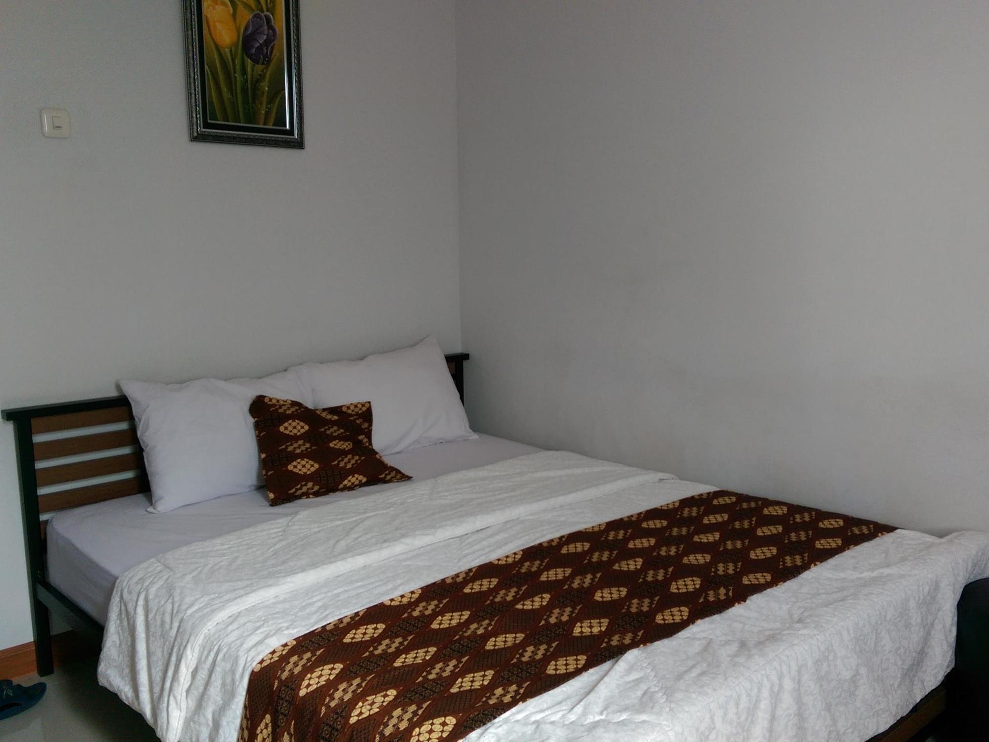 Rene Hotel Yogyakarta Bagian luar foto