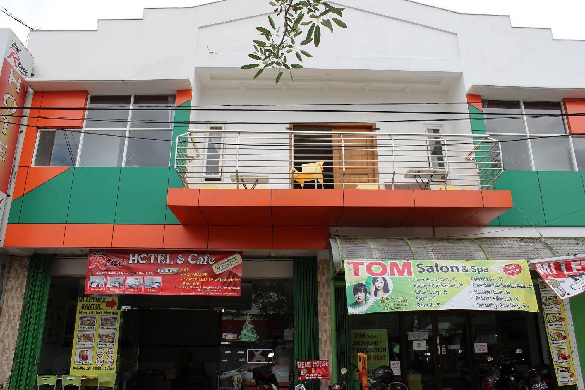 Rene Hotel Yogyakarta Bagian luar foto